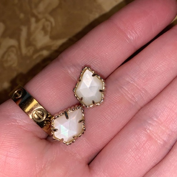 Pearl white Kendra Scott Tessa studs